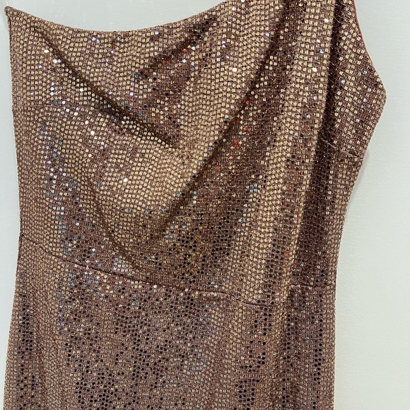 SPARKLY ONE SHOULDER DRESS - Picture 2 of 3